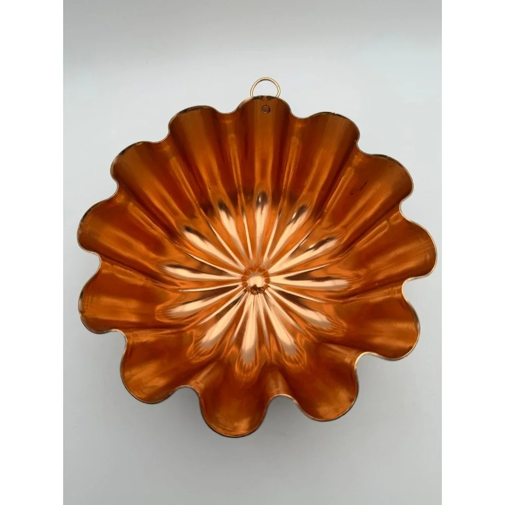 Vintage Copper Aluminum Fluted‎ Scalloped Cake Gelatin Mold 3.5 Cup Wall Decor